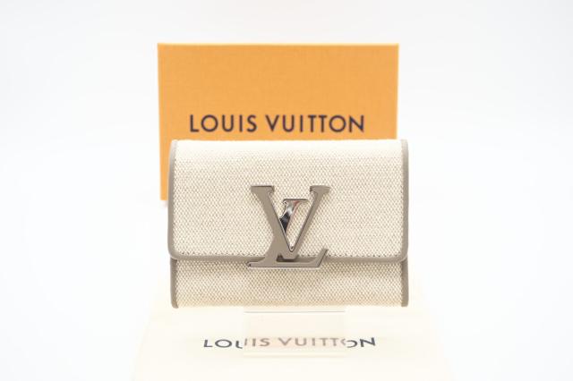 ☆安心の3大保証☆ ABランク ≪LOUIS VUITTON ルイ ヴィトン/三つ折り財布≫ M83573 キャンバス ポルトフォイユ カプシーヌ コンパクト トープ ベージュ