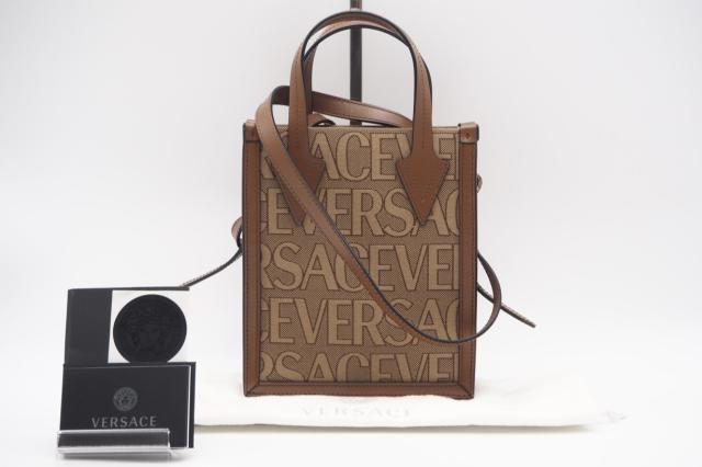 ☆安心の3大保証☆ Aランク ≪VERSACE ヴェルサーチェ/2WAYバッグ≫ 1008912 1a07951 キャンバス VERSACE オールオーバー ロゴ ブラウン 極美品 送料無料