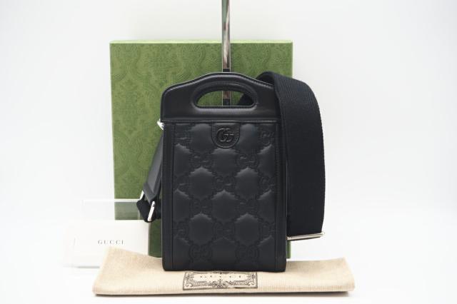 ☆安心の3大保証☆ Aランク ≪GUCCI グッチ/2WAYバッグ≫ 723776 GGマトラッセ ナイロン レザー ブラック パープル 極美品 黒 紫 送料無料