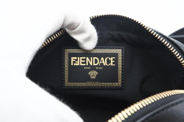 ☆安心の3大保証☆ ABランク ≪FENDI フェンディ/ショルダーバッグ