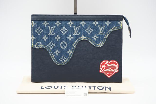 ☆安心の3大保証☆ Aランク ≪LOUIS VUITTON ルイ ヴィトン/クラッチバッグ≫ M45961 モノグラム ドリップ ポシェットヴォワヤージュ 青 赤 白 送料無料