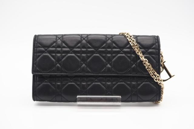 Christian dior カナージュラムスキン ディオール　キーケース Christian dior カナージュラムスキン ディオール キーケース