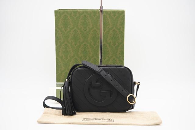 ☆安心の3大保証☆ Aランク ≪GUCCI グッチ/ショルダーバッグ≫ 742360 ブロンディ レザー スモール ブラック ロゴマーク 極美品 送料無料