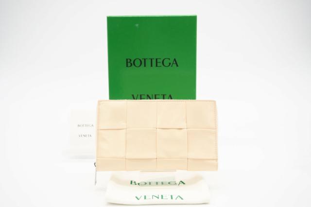 ☆安心の3大保証☆ ABランク ≪BOTTEGA VENETA ボッテガ ヴェネタ/ラウンドファスナー長財布≫ 690945 カセット ジップアラウンドウォレット ベージュ