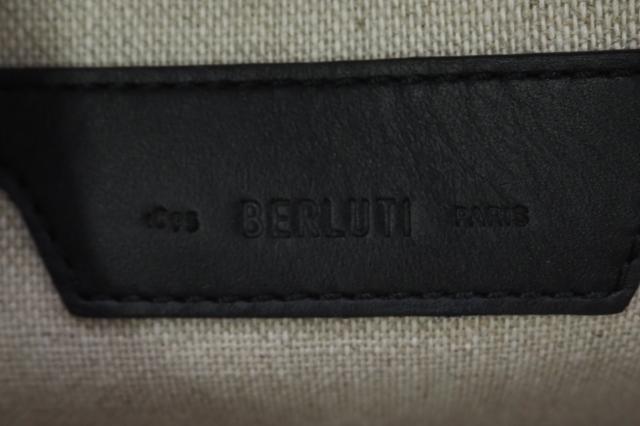 ☆安心の3大保証☆ ABランク ≪BERLUTI ベルルッティ/ショルダーバッグ