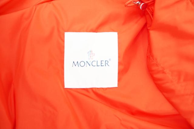 ☆安心の3大保証☆ Aランク ≪GUCCI グッチ/ジャケット≫ 673751 XJDUC