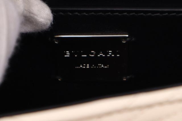 ☆安心の3大保証☆ Aランク ≪BVLGARI ブルガリ/ショルダーバッグ≫ 289944 セルペンティ レザー ダイヤモンド ブラスト ベージュ ブラック 送料無料 ショルダーバッグ