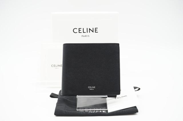 CELINE / ロゴ バイフォールドウォレット 二つ折り財布 ブラック CELINE セリーヌ 二つ折り財布 Bi-fold Wallet with Coin バイ