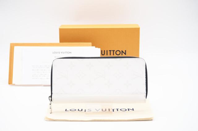 ☆安心の3大保証☆ ABランク ≪LOUIS VUITTON ルイ ヴィトン/ジッピーウォレット≫ M30446 タイガラマ ヴェルティカル ホワイト グレー 美品 送料無料