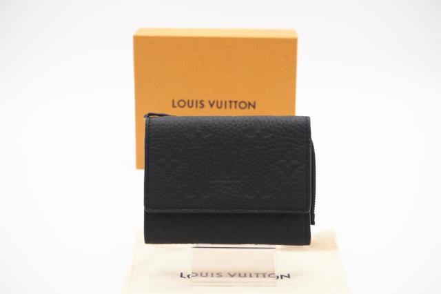 ★3日以内返品可★ LOUIS VUITTON ルイ ヴィトン M82556 モノグラム トリヨン ポルトフォイユ パイロット ブラック 財布