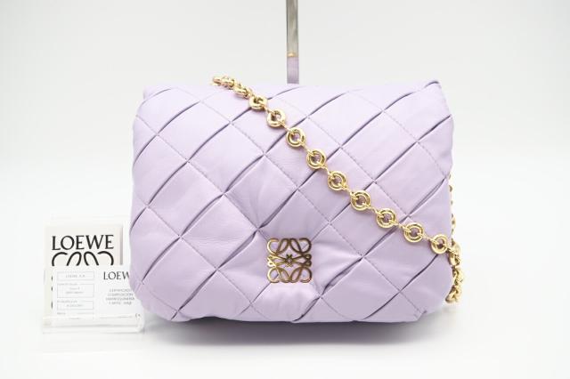 ★３日以内返品可★ LOEWE ロエベ A896P41X14 ラムスキン パファー ゴヤバッグパープル パープル バッグ