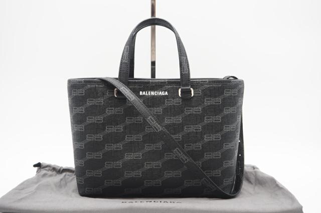 ★３日以内返品可★ BALENCIAGA バレンシアガ 702699 BBモノグラム シグネチャー ブラック グレー スモール ショッパーバッグ
