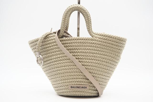 ★３日以内返品可★ BALENCIAGA バレンシアガ 695612 ナイロン イビザ スモール バスケット ベージュ バッグ