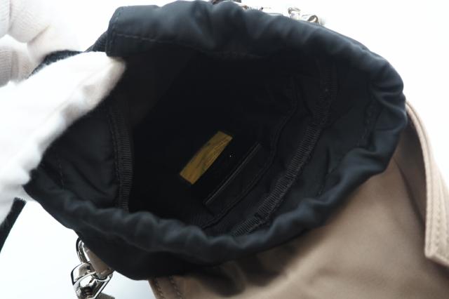 ☆3日以内返品可☆ FENDI フェンディ 7VZ068 ナイロン ズッカ