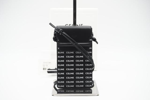 ★3日以内返品可★ 極美品 CELINE セリーヌ レザー ヴィンテージロゴプリント ジップアラウンドウォレット 496317 ショルダーバッグ ブラック ホワイト レザー レディース