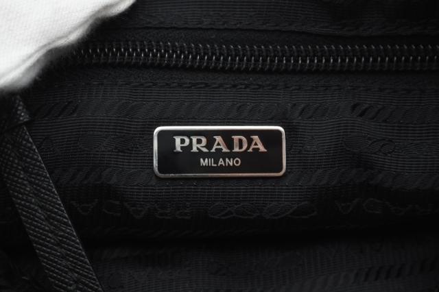 ★3日以内返品可★ 極美品 PRADA プラダ ナイロン テスートスマルト ロゴポーチ 1NE021 ポーチ ブラック ナイロン レディース_10