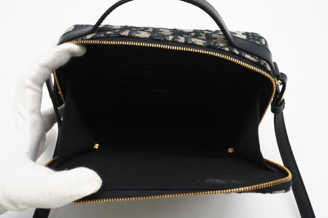 ★3日以内返品可★ 美品 Christian Louboutin クリスチャンルブタン キャンバス OBLIQUE 30 モンテーニュ ショルダーバッグ S2141UTZQ 2wayショルダーバッグ ネイビー キャンバス レディース_8