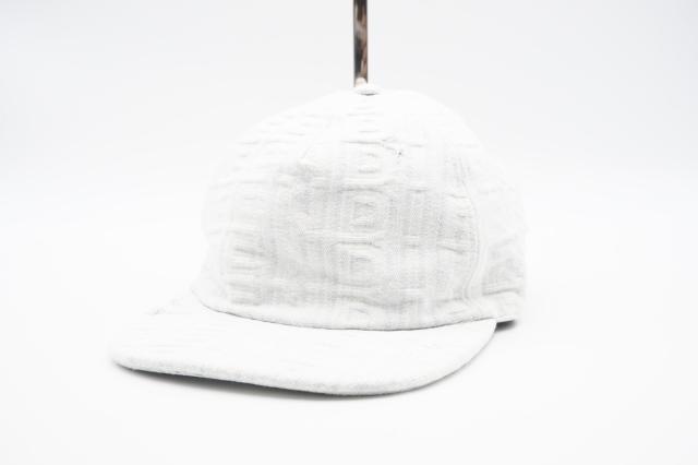 ★3日以内返品可★ 極美品 FENDI フェンディ コットン デニム ダメージ加工 ロゴキャップ M/L ホワイト59cm L FXQ944 キャップ ブルー コットン デニム メンズ