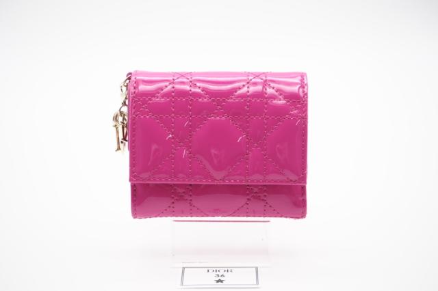 ★3日以内返品可★ 極美品 Dior ディオール パテントカーフスキン Lady Dior Lotus ウォレット カナージュ S0181OVRB_M16F 三つ折り財布 ピンク パテントレザー レディース