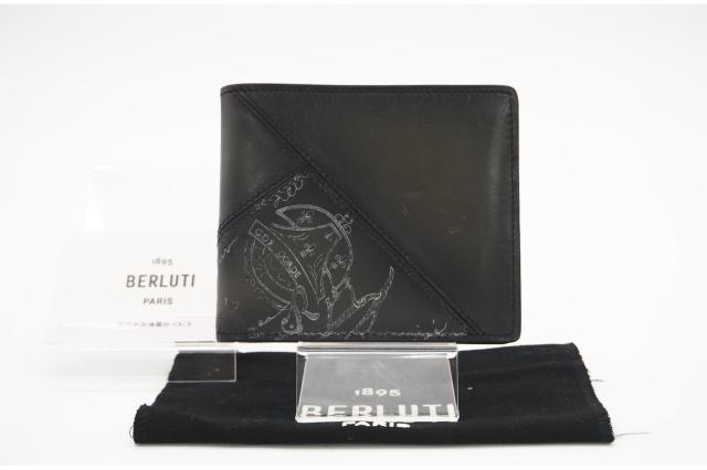 ★3日以内返品可★ 美品 Berluti ベルルッティ カリグラフィ マコレ パッチワーク ウォレット MAKORE_II-JOUR-B1 二つ折り財布 ダークグレー シルバー レザー メンズ