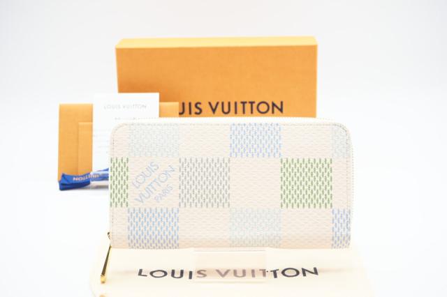 ★3日以内返品可★ 極美品 LOUIS VUITTON ルイ・ヴィトン ダミエリシャス ジッピーウォレット ピスタチオグリーン ラウンドジップウォレット N40748 長財布 グリーン ブルー ホワイト コーティングキャンバス レディース