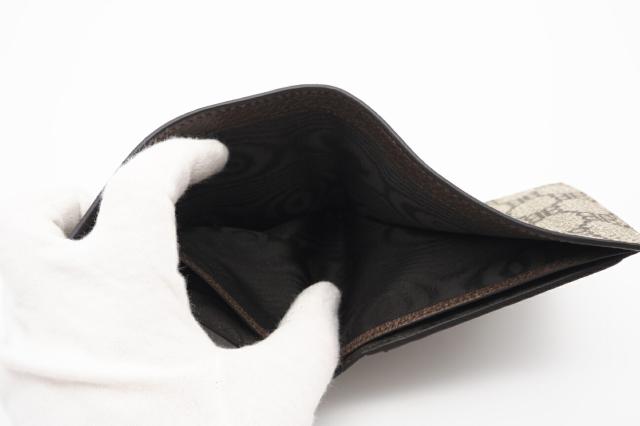 ★3日以内返品可★ 極美品 BALENCIAGA バレンシアガ ザ ハッカープロジェクト グッチ×バレンシアガ PVC×レザー コンパクトウォレット 680403 二つ折り財布 ベージュ コーティングキャンバス レザー メンズ_10