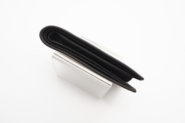 ★3日以内返品可★ 極美品 BALENCIAGA バレンシアガ ザ ハッカープロジェクト グッチ×バレンシアガ PVC×レザー コンパクトウォレット 680403 二つ折り財布 ベージュ コーティングキャンバス レザー メンズ_4