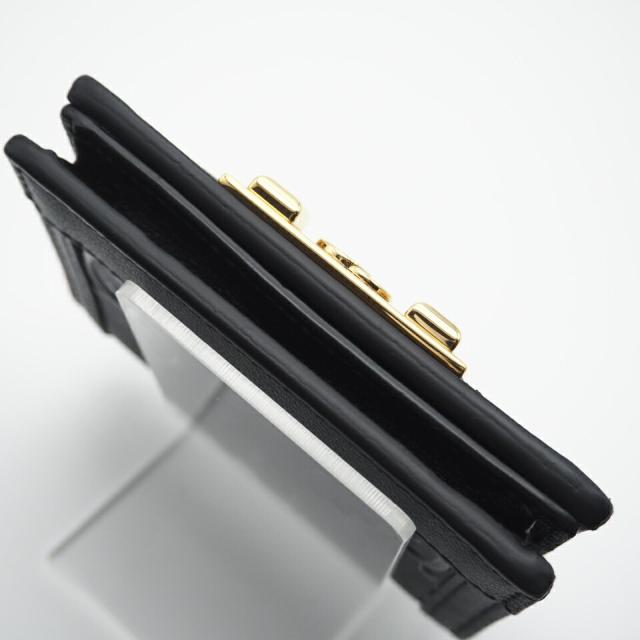 ★3日以内返品可★ 極美品 GUCCI グッチ GGエンボス レザー カードケースウォレット 676150 二つ折り財布 ブラック レザー レディース_3