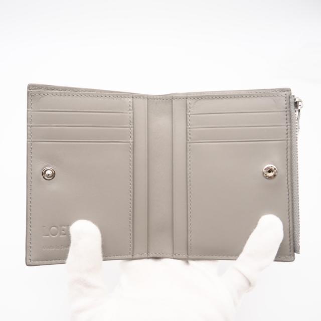 ★3日以内返品可★ 美品 LOEWE ロエベ テクスチャードクラシックカーフ スリム コンパクト ウォレット シェルグレー C779W73X01 二つ折り財布 グレー レザー レディース_9