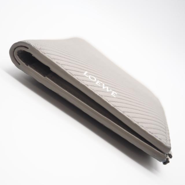 ★3日以内返品可★ 美品 LOEWE ロエベ テクスチャードクラシックカーフ スリム コンパクト ウォレット シェルグレー C779W73X01 二つ折り財布 グレー レザー レディース_6