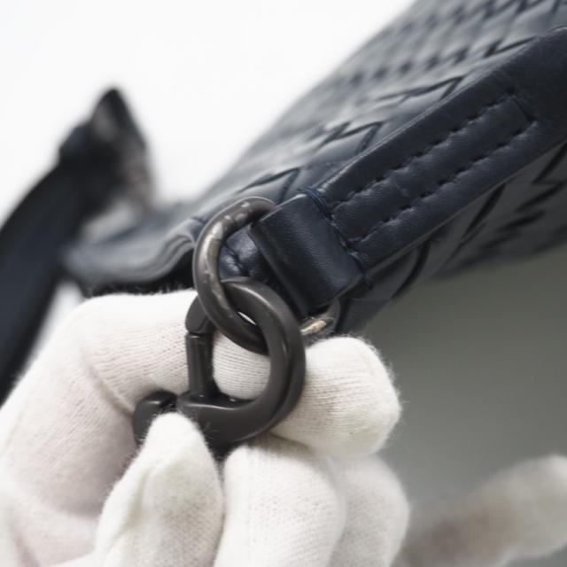 ★3日以内返品可★ 美品 BOTTEGAVENETA ボッテガヴェネタ イントレチャート中 なめし革 クロスボディバッグ 577534 ショルダーバッグ 米国海軍 カーフレザー メンズ