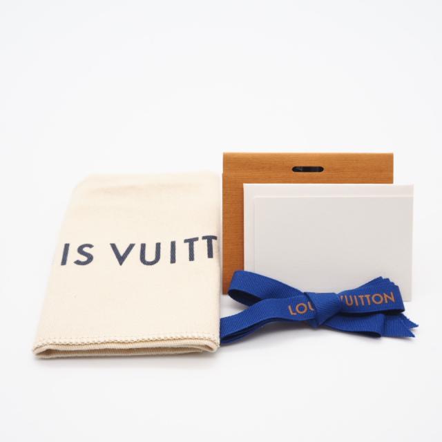 ★3日以内返品可★ 美品 LOUIS VUITTON ルイ・ヴィトン モノグラム リ トランク IPHONE 14 PRO ノワール M81997 その他小物 ブラック 熱可塑性ポリウレタン レディース_13