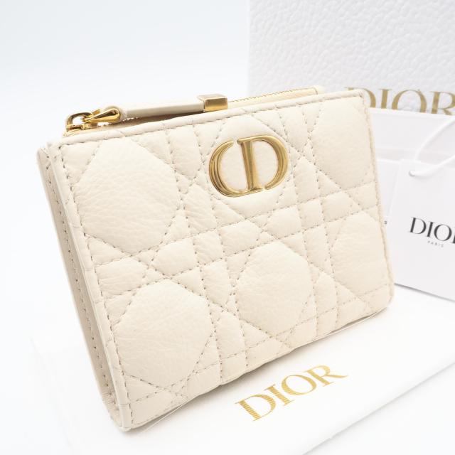 ★3日以内返品可★ 美品 Christian Dior クリスチャンディオール カナージュ カーフスキン Dior Caro Dahlia ウォレット S5173UWHC_M49U 二つ折り財布 ライトベージュ カーフレザー レディース