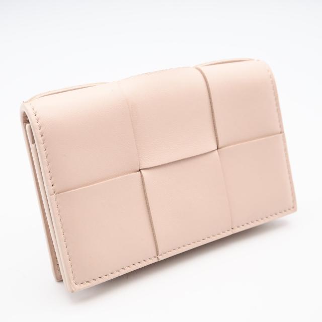 ★3日以内返品可★ 美品 BOTTEGAVENETA ボッテガヴェネタ イントレチャート 大 カードケース 651396 カードケース ピンク ラムスキン レディース