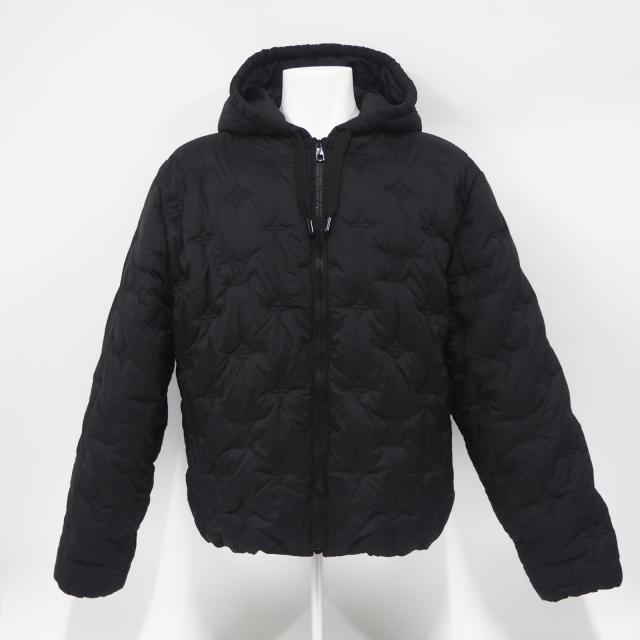 ★3日以内返品可★ 極美品 LOUIS VUITTON ルイ・ヴィトン モノグラム キルテッド フーデッドブルゾン M RM241Q DGD HQB44W ナイロンジャケット ブラック ナイロン コットン メンズ