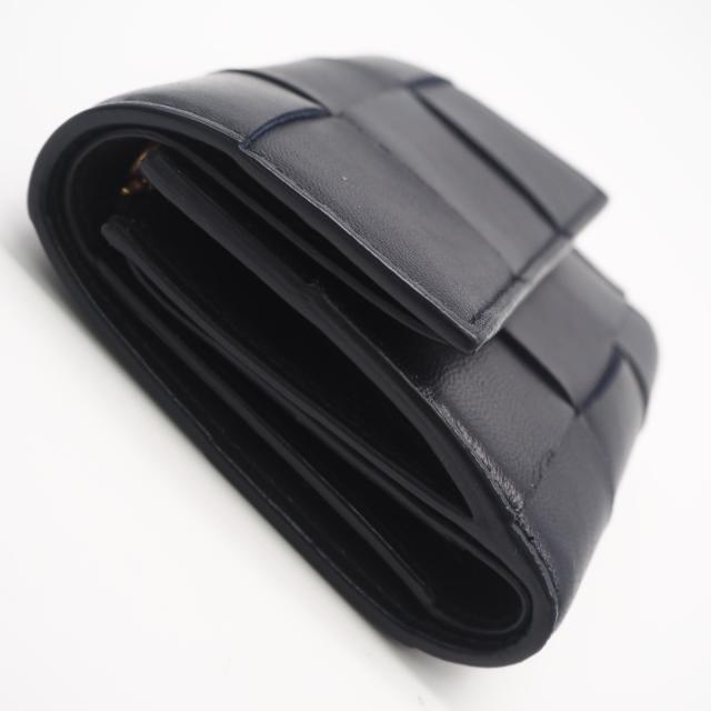 ★3日以内返品可★ 美品 BOTTEGAVENETA ボッテガヴェネタ カセット 三つ折り財布 651372 三つ折り財布 ネイビー ラムスキン レディース_6
