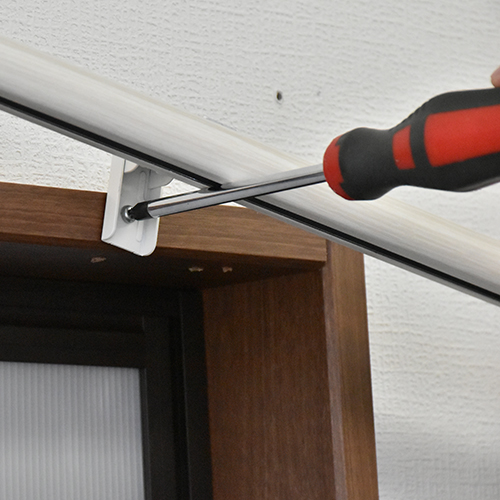 カーテンレール ダブル 伸縮式 木目調 リターン カバートップ 省エネ 静音 シンプル TOSO製 トーソー 「リネアカバー」 3.0mダブルセットの通販は