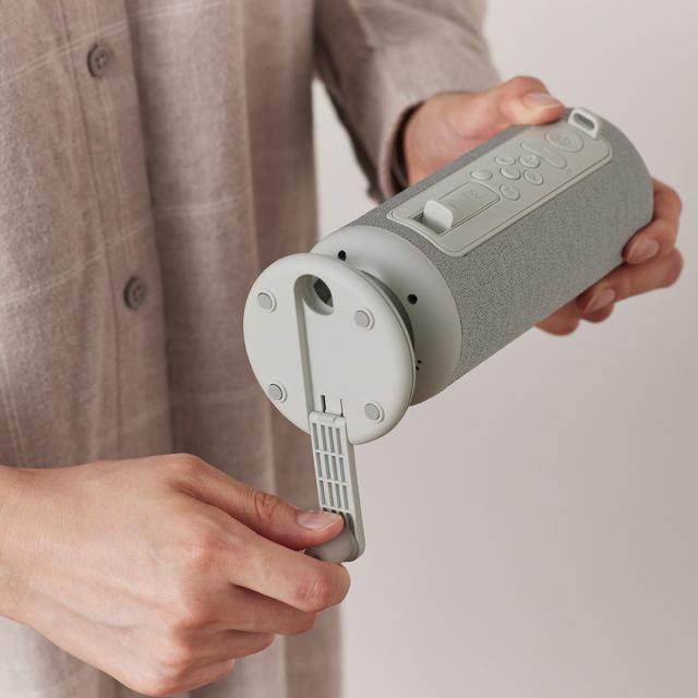 リズム クランクスピーカー 手回し充電 ワイヤレススピーカー 防災用ラジオ モバイルバッテリー 懐中電灯 デジタル時計 ライトグレー 9YYA50RH08_11