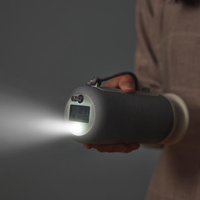 リズム クランクスピーカー 手回し充電 ワイヤレススピーカー 防災用ラジオ モバイルバッテリー 懐中電灯 デジタル時計 ライトグレー 9YYA50RH08_12