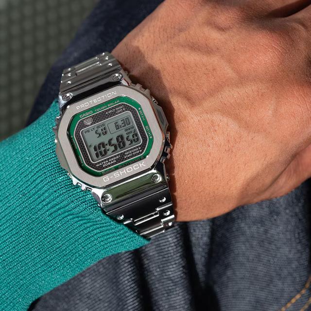 G-SHOCKフルメタルグリーン GMW-B5000D-3JF美品 G-SHOCK FULL METAL フルメタル グリーンアクセント GMW-B5000D-3JF