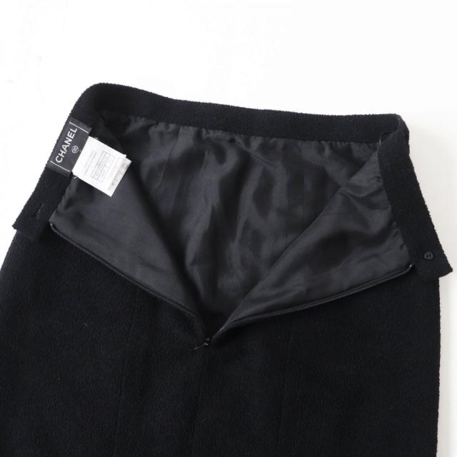 美品◎正規品 フランス製 CHANEL シャネル 08C P32374 レディース 単色ツイード 台形スカート／ミニスカート ブラック 黒 36 裏地シルク