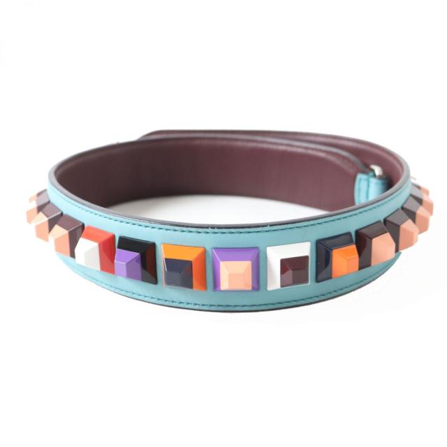 美品◎FENDI フェンディ Strap You ストラップ ユー ショルダーストラップ ロックスタッズ×レザー バックストラップ ターコイズ×マルチの通販は