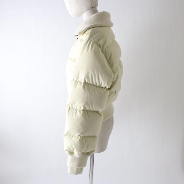 極美品★2023年 正規品 ルイヴィトン 1AAK8E クロップドグラフィックジッパーパファジャケット アイボリー 34 ハンガー・ガーメント付き 極美品☆2023年 正規品 ルイヴィトン 1AAK8E クロップドグラフィック