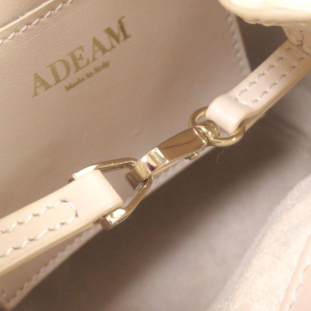 美品　ADEAM アディアム ダイヤ型 バッグ　ゴールド　イタリア製　FOXEY 美品 ADEAM アディアム ダイヤ型 バッグ ゴールド イタリア製