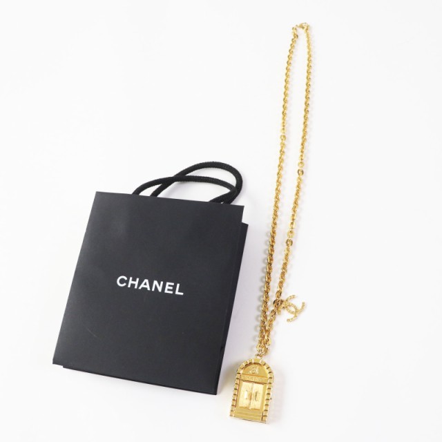 美品◎CHANEL シャネル AB8654 B22A 扉モチーフ・ココマーク ロング ネックレス ゴールド金具 イタリア製 レディースの通販はau  PAY マーケット - 衣類＆ブランドリサイクルGREEN | au PAY マーケット－通販サイト