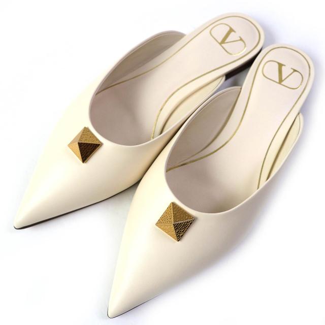 発送前セール★valentino ロックスタッズ フラットシューズ ロックスタッズ アンタイトルド カーフスキン フラットフォーム