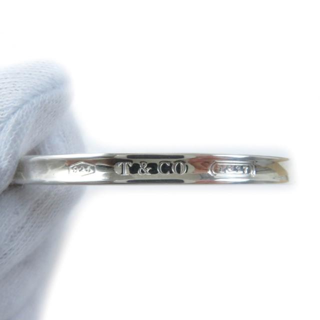 TIFFANY&Co ティファニー ナロー バングル 1837 カフ　シルバー ティファニー 1837™ カフ シルバー（ナロー） | Tiffany & Co.
