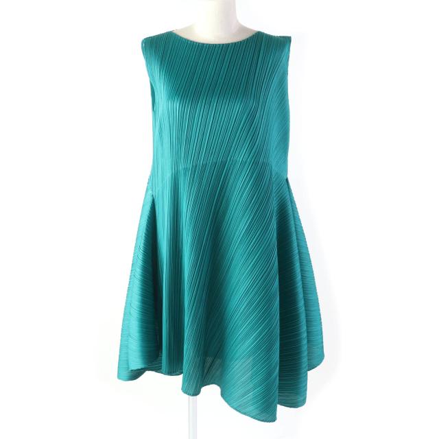 美品★プリーツプリーズ イッセイミヤケ PP81-JH553 斜めプリーツ ノースリーブ デザイン ワンピース グリーン 3 日本製 正規 レディースの通販は 35,750円