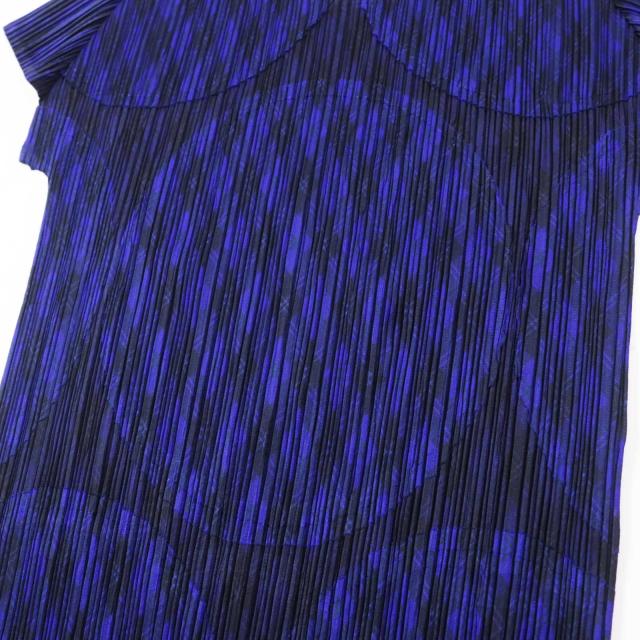 極美品 プリーツプリーズ イッセイミヤケ 総柄 ロングスカート サイズ4