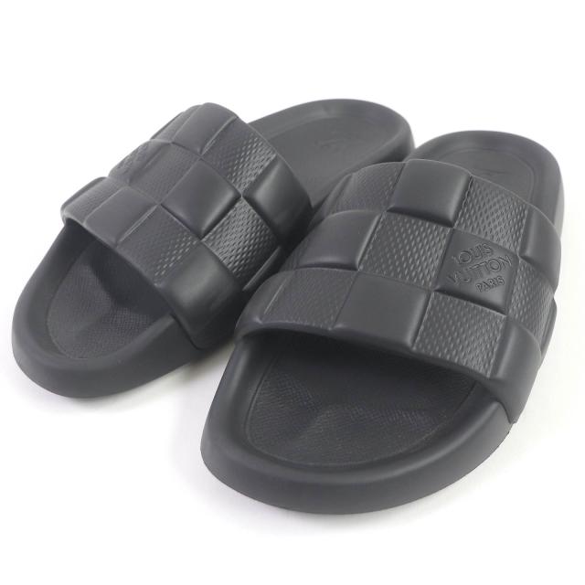 美品□LOUIS VUITTON ルイヴィトン 2022年製 ウォーターフロントライン ダミエ エンボス シャワーサンダル ブラック 8 イタリア製 メンズの通販は